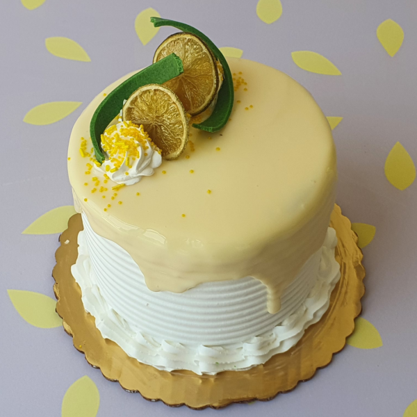 Dulce de cumpleaños de crema de limón 6 pulgadas