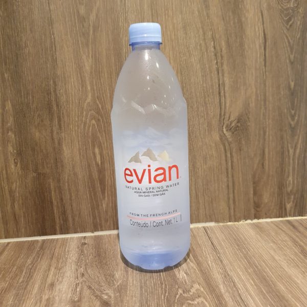 Botella de Agua Evian 500ml