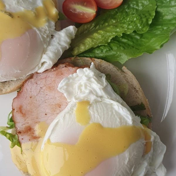 Huevos Benedictinos