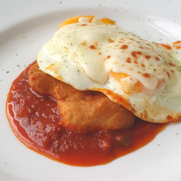 Desayuno - Huevos Fritos sobre Hojaldre