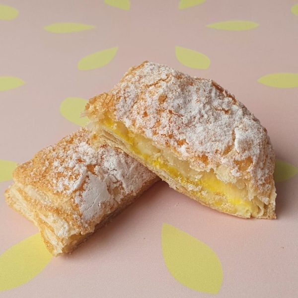 dos costillitas de crema pastelera