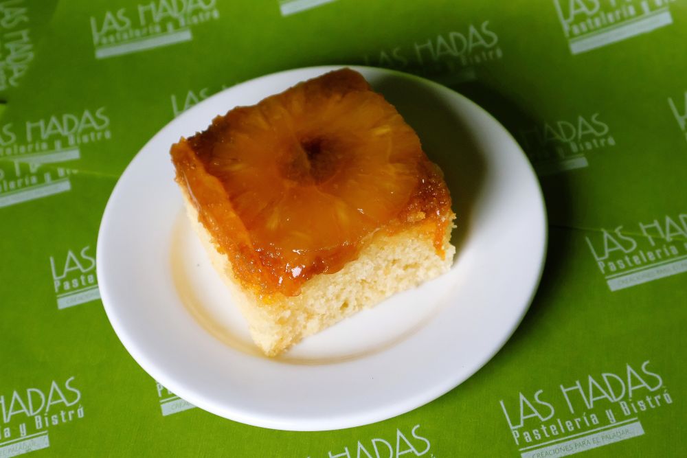 Volteado de piña en porción individual