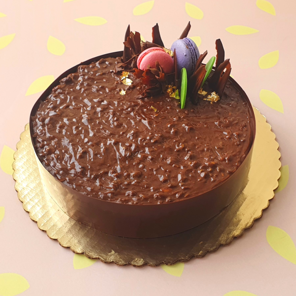 Dulce de cumpleaños - Mousse de chocolate de 9 pulgadas