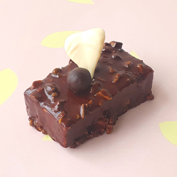 porción individual de Mousse de Chocolate