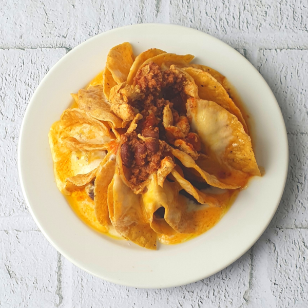 Plato de mini nachos con carne y frijoles - Especiales Las Hadas